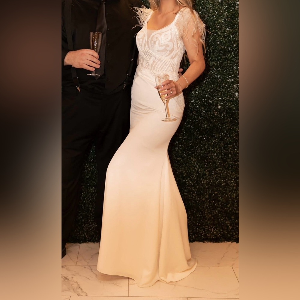 Hayley Paige Wedding dress